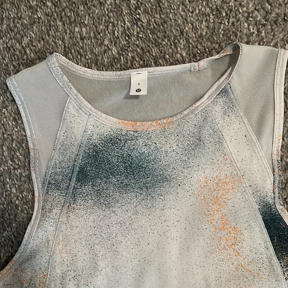 Lululemon sculpt tank top. 0 - Picture 3 of 7